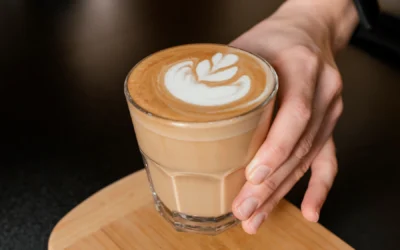 Rasa Mirip, Tapi Beda! Yuk, Kenali Perbedaan Flat White dan Latte